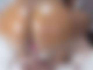 hornyafricangirl's Live Sex Cam Show