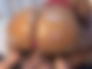 hornyafricangirl's Live Sex Cam Show