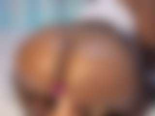 hornyafricangirl's Live Sex Cam Show