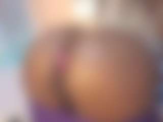 hornyafricangirl's Live Sex Cam Show