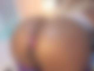 hornyafricangirl's Live Sex Cam Show