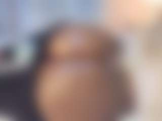 hornyafricangirl's Live Sex Cam Show
