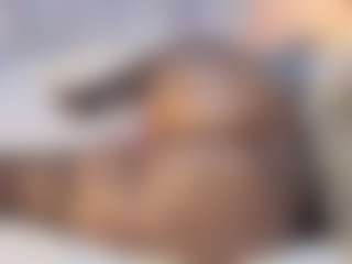 Live cam show with hornyafricangirl - Curvy Small Tits on Fling VIP Chat