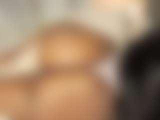 hornyafricangirl's Live Sex Cam Show