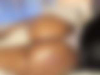 hornyafricangirl's Live Sex Cam Show