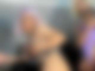 Live cam show with sandragoldstein - Average on CamwithHer