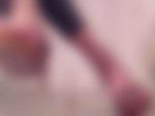 Live cam show with Lady-Nymph - Athletic on Stripli.com