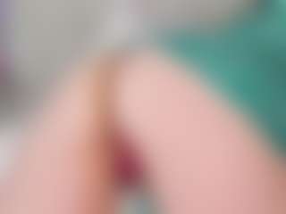 lexiflower1 MILF webcam performer live streaming