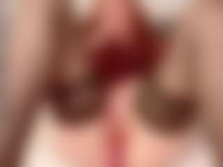 lexiflower1 MILF webcam performer live streaming