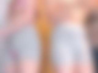 llovers4u2's Live Sex Cam Show