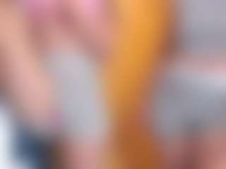Live cam show with llovers4u2 - Small Tits on StripNow