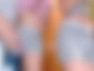 Live cam show with llovers4u2 - Fingering on intimatelivegirls.com