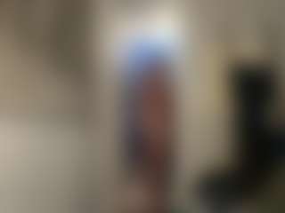 Live cam show with mrwetkat - Brown Eyes on Cam Slut