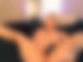Switchy Kitty's Live Sex Cam Show