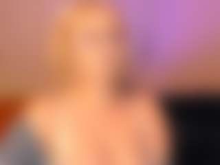 Switchy Kitty's Live Sex Cam Show