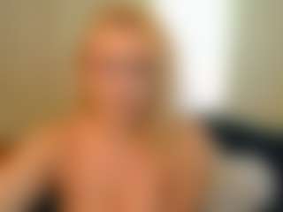 Switchy Kitty's Live Sex Cam Show