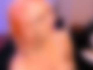 Switchy Kitty's Live Sex Cam Show