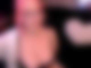 Switchy Kitty's Live Sex Cam Show