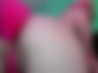 Live cam show with Switchy Kitty - Big Ass on Camiplay Live