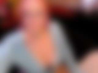 Live cam show with Switchy Kitty - Orgasm on CamwithHer