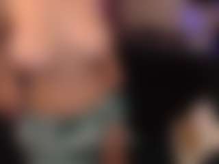 Switchy Kitty's Live Sex Cam Show