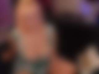 Switchy Kitty's Live Sex Cam Show