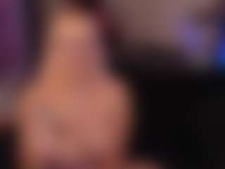 Live cam show with Switchy Kitty - Babygirl on AdultVida.com