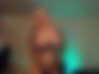 Switchy Kitty's Live Sex Cam Show
