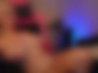 Switchy Kitty's Live Sex Cam Show