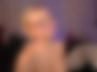 Switchy Kitty's Live Sex Cam Show