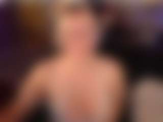 Switchy Kitty's Live Sex Cam Show