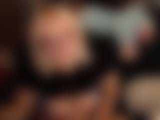 Live cam show with Switchy Kitty - Blonde Hair Curvy on StripNow