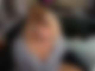 Live cam show with Switchy Kitty - Young Adult on StripNow