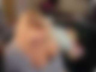 Live cam show with Switchy Kitty - Foot Fetish BBW on StripNow