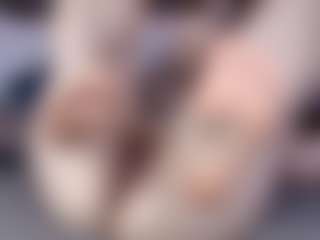 Live cam show with Charlotte - Cosplay on chickslive.net