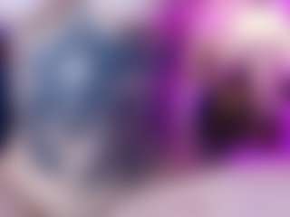 Live cam show with Charlotte - Fingers on Camming Site