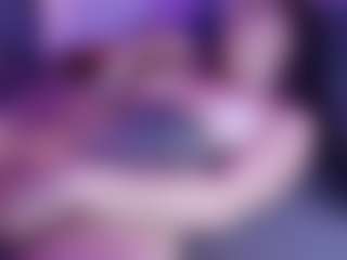 Live cam show with Charlotte - Teen (18+) on Camsoda