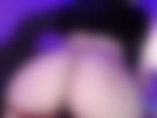 Live cam show with Charlotte - Asian Big Ass on AdultVida.com
