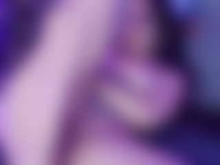 Live cam show with Charlotte - Flashing on CamSodaAdn