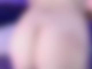 Live cam show with Charlotte - Camel Toe on Camsoda