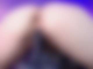 Live cam show with Charlotte - Gamer Asian on makecum.org
