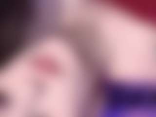 Live cam show with Charlotte - Deepthroat on Camming Site