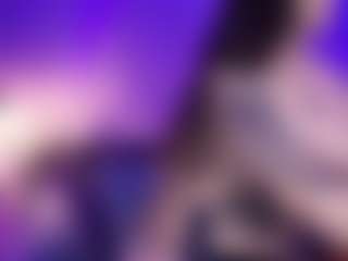 Live cam show with Charlotte - Solo on Camsoda