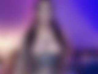 Live cam show with Charlotte - Shaved Pussy on sexylive.show