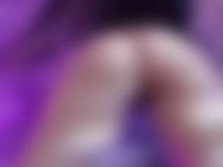 Charlotte's Live Sex Cam Show
