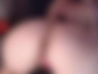 Charlotte's Live Sex Cam Show