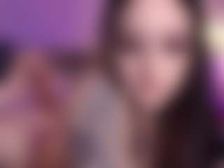 Live cam show with Charlotte - Dildo Or Vibrator on AdultVida.com