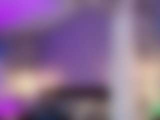 Live cam show with Charlotte - Blowjob on intimatelivegirls.com