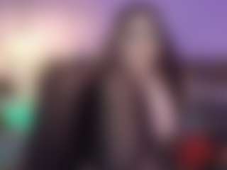 Live cam show with Charlotte - Camel Toe on CamSodaAdn