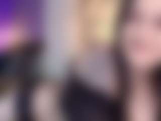 Live cam show with Charlotte - Shaved Pussy on Camsoda